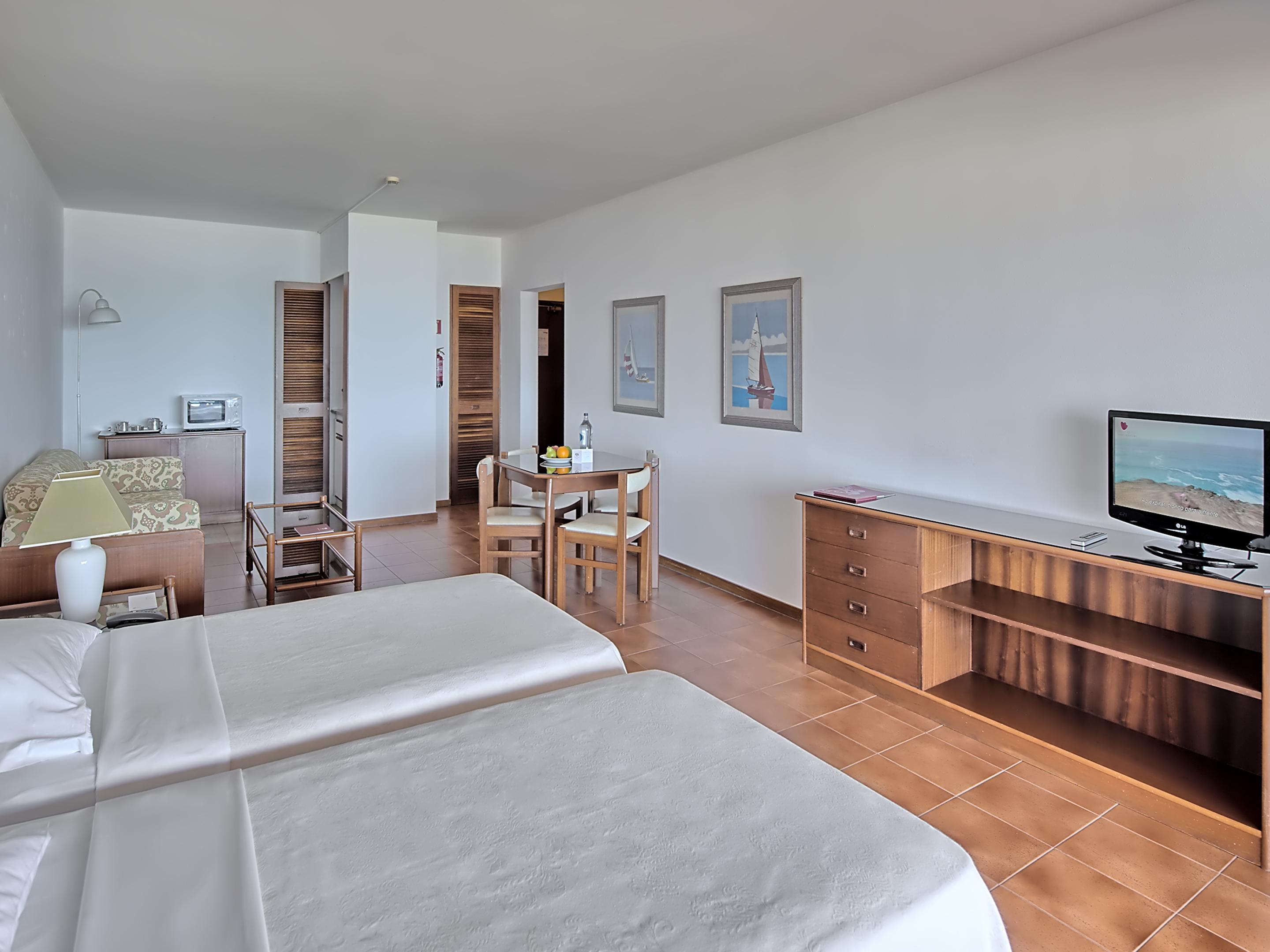 Dom Pedro Portobelo Aparthotel Vilamoura Exterior photo