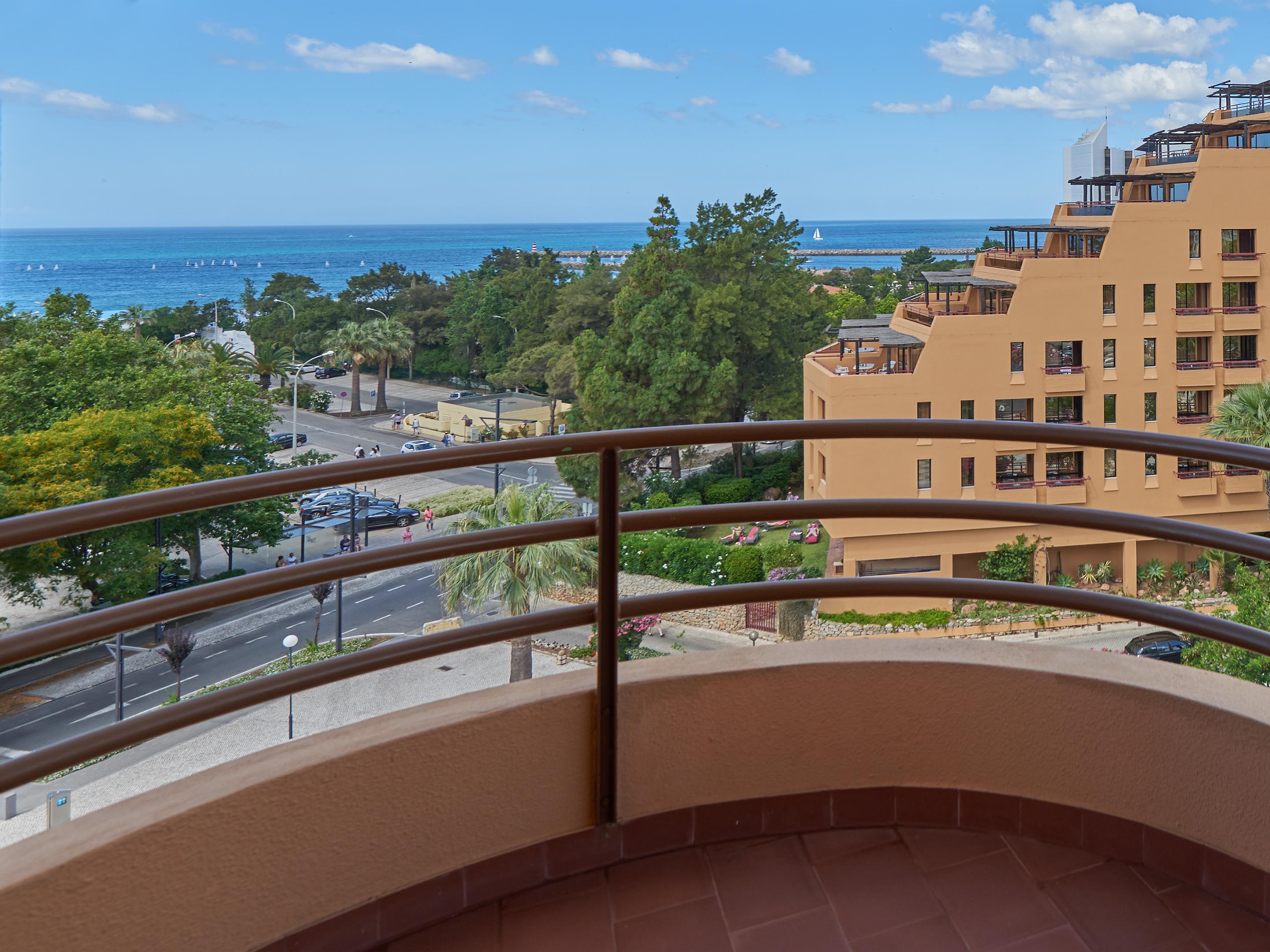 Dom Pedro Portobelo Aparthotel Vilamoura Exterior photo