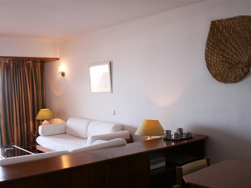 Dom Pedro Portobelo Aparthotel Vilamoura Exterior photo