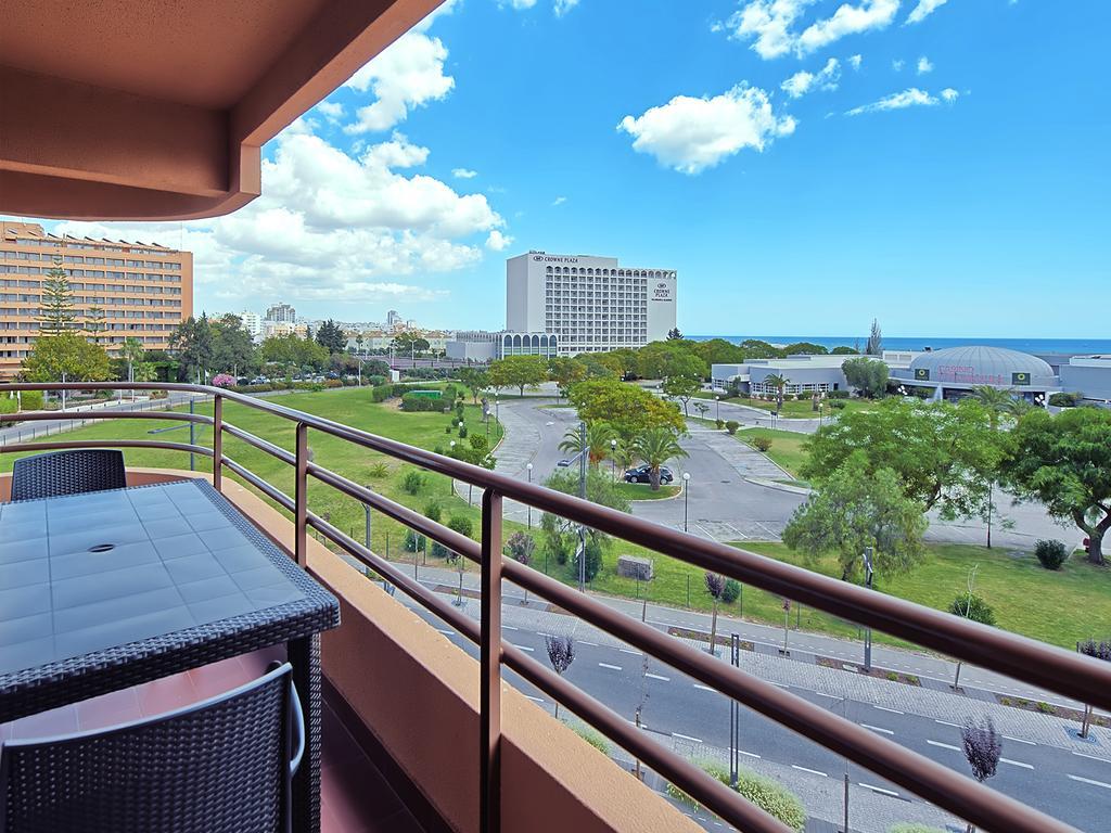Dom Pedro Portobelo Aparthotel Vilamoura Exterior photo